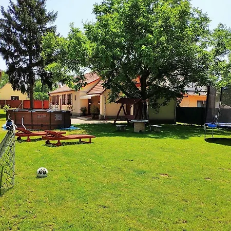 Konukevi Ilona Vendeghaz *