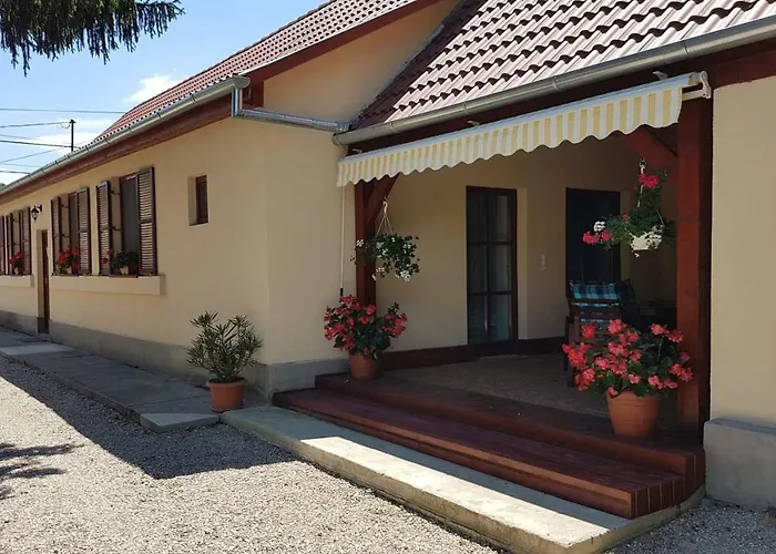 Ilona Affittacamere Dinnyés